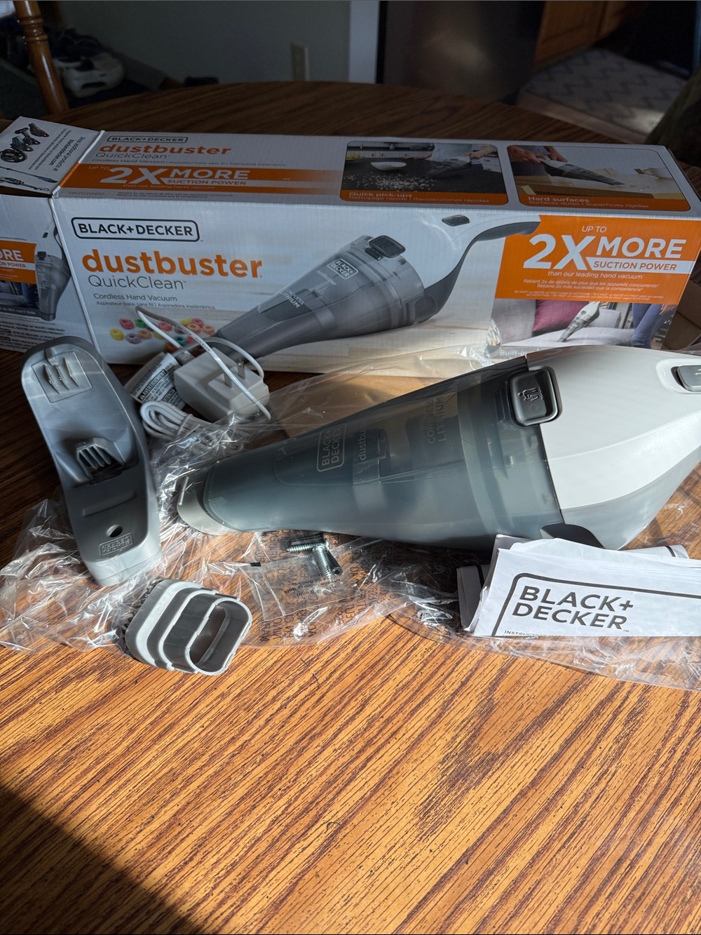 Black & Decker Dustbuster QuickClean Cordless Hand Vacuum